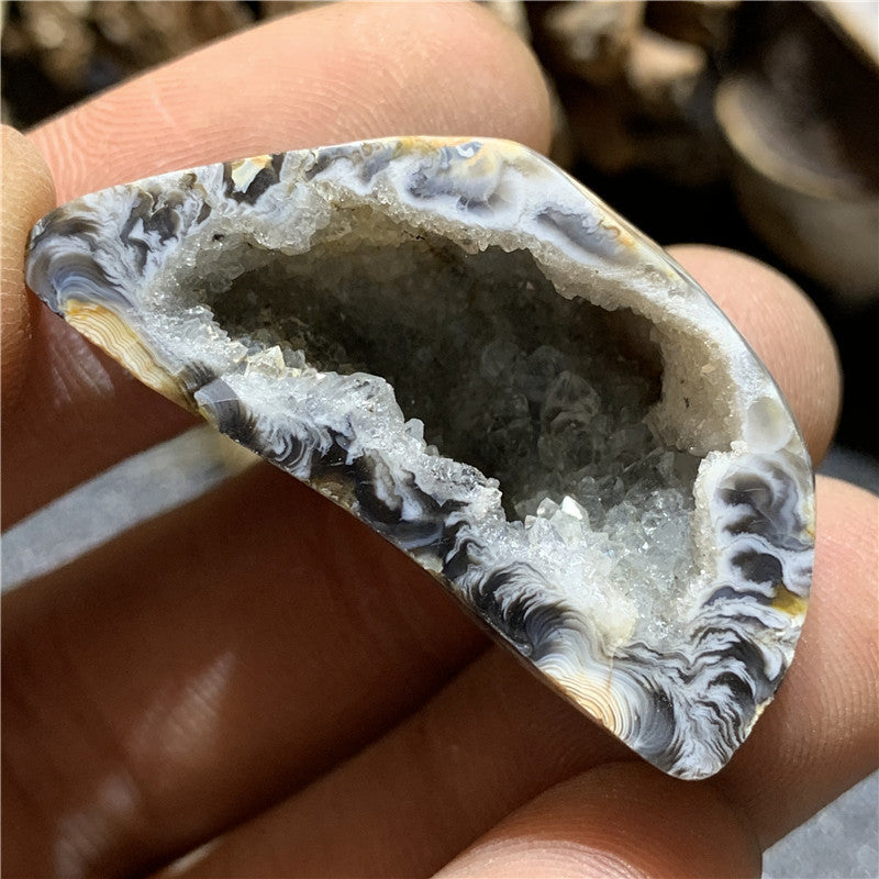 Natural Agate Crystal Cave Cornucopia Raw Stone Ornament