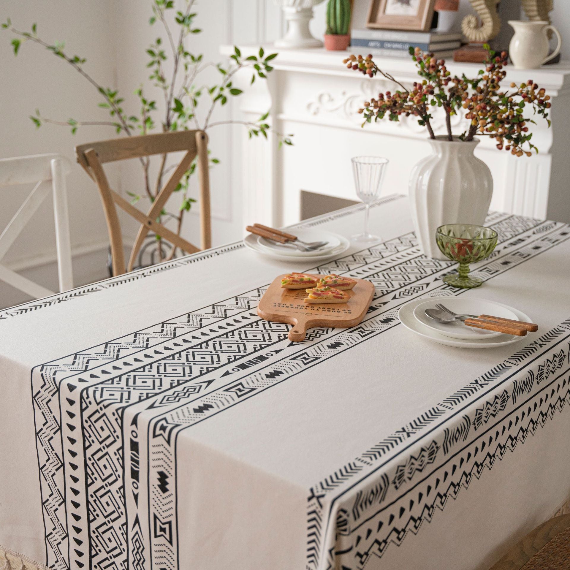 Nappe de table rectangulaire imperméable à pampilles noires géométriques, nappe de table basse ronde, serviette de couverture