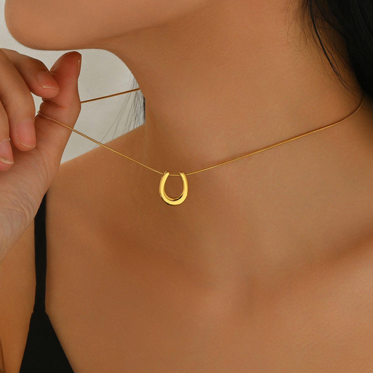Lxalry 18K Gold Plated Stainless Steel Necklace  Modern Minimalist Hypoallergenic Jewelry Tarnish Free Skin Safe Gift For Women Wife Mom  Everyday  Special Occasion Luxury