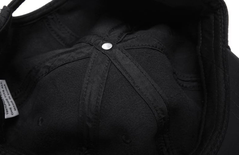 Solid color woolen baseball cap