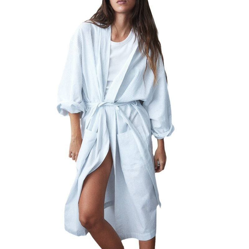 Peignoir fin rayé européen et américain pour femme