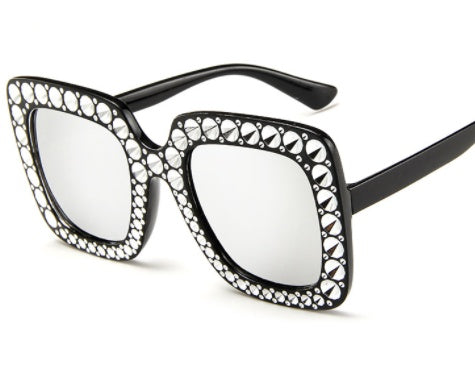Lunettes de soleil carrées à diamants
