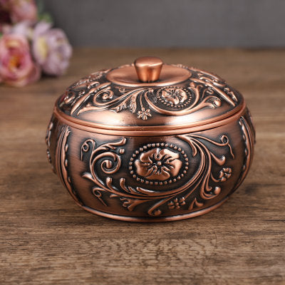 Retro European Style Creative Metal Personality Green Ancient Ashtray With Lid