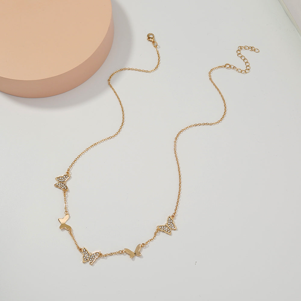 Cross-border simple retro diamond-studded butterfly necklace, creative and versatile exquisite ladies clavicle chain