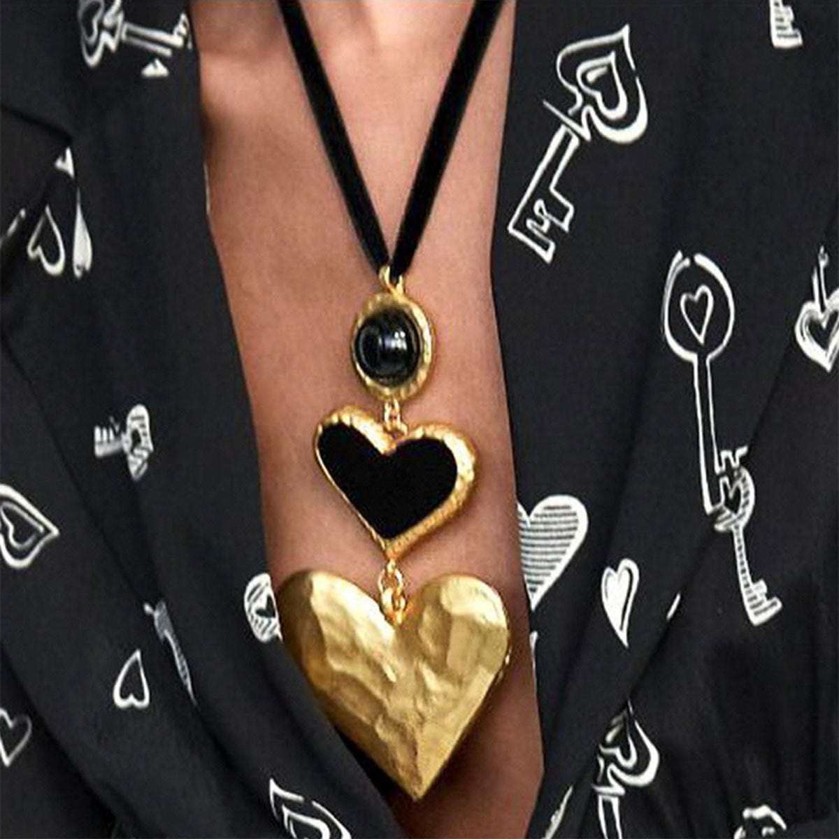 Alloy Two-tone Electroplating Peach Heart Necklace Ladies