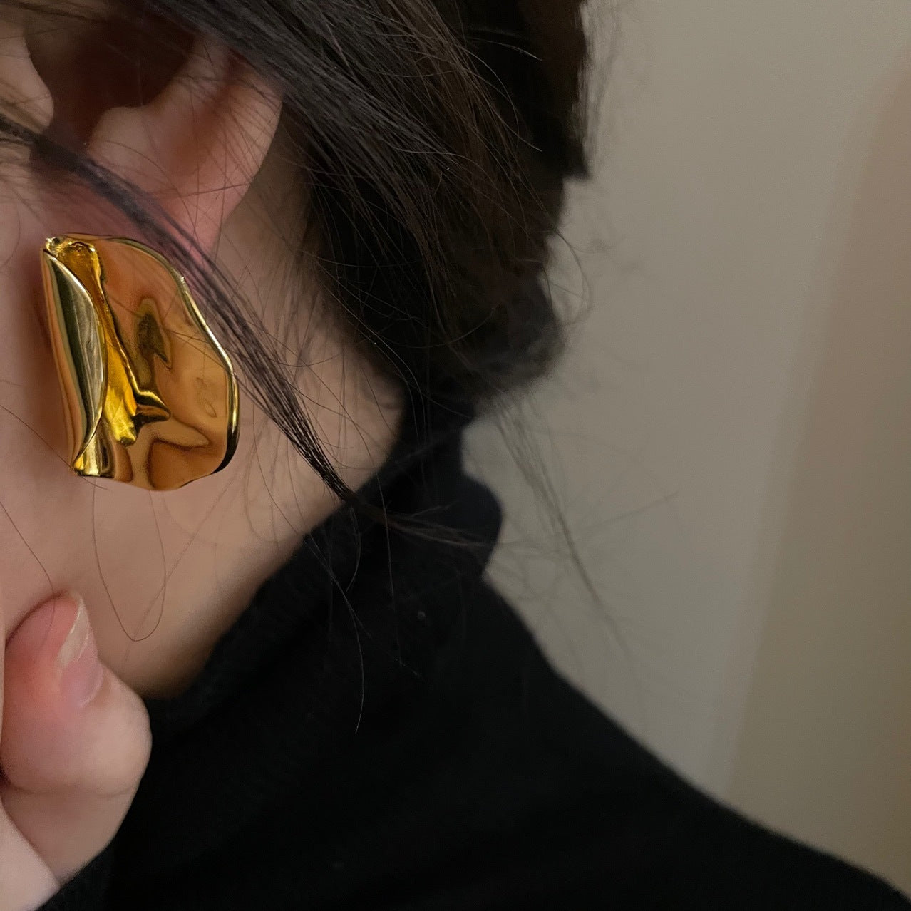 Brass Pleated Earrings European And American Big Ear Stud Women