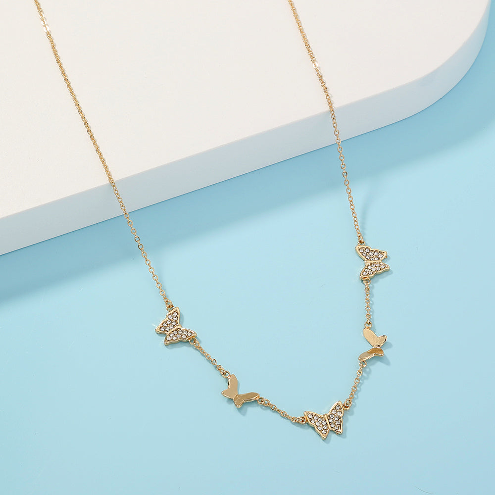 Cross-border simple retro diamond-studded butterfly necklace, creative and versatile exquisite ladies clavicle chain