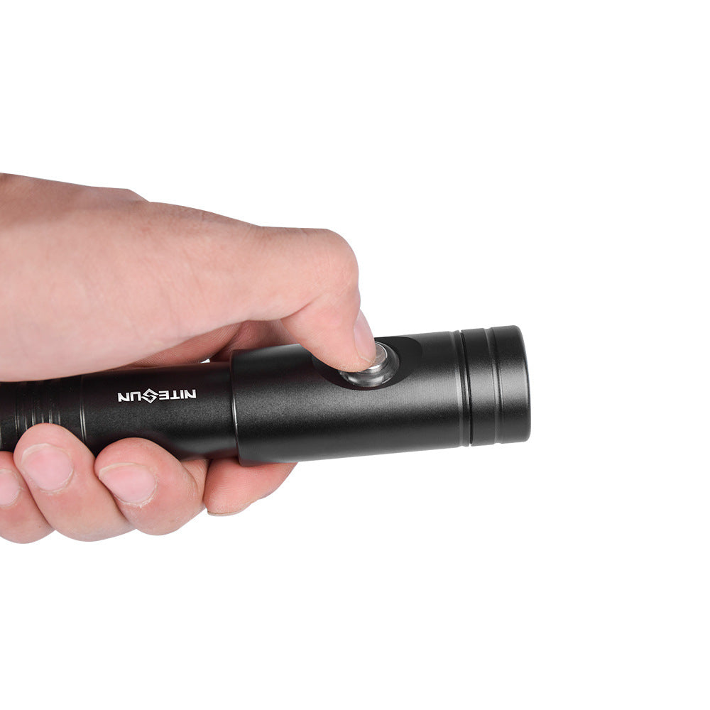 Professional Diving Flashlight Battery Reminder