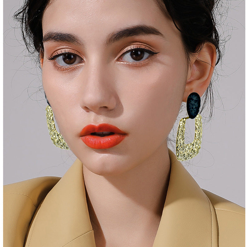 Exaggerated Metal Earrings Female European And American Temperament
