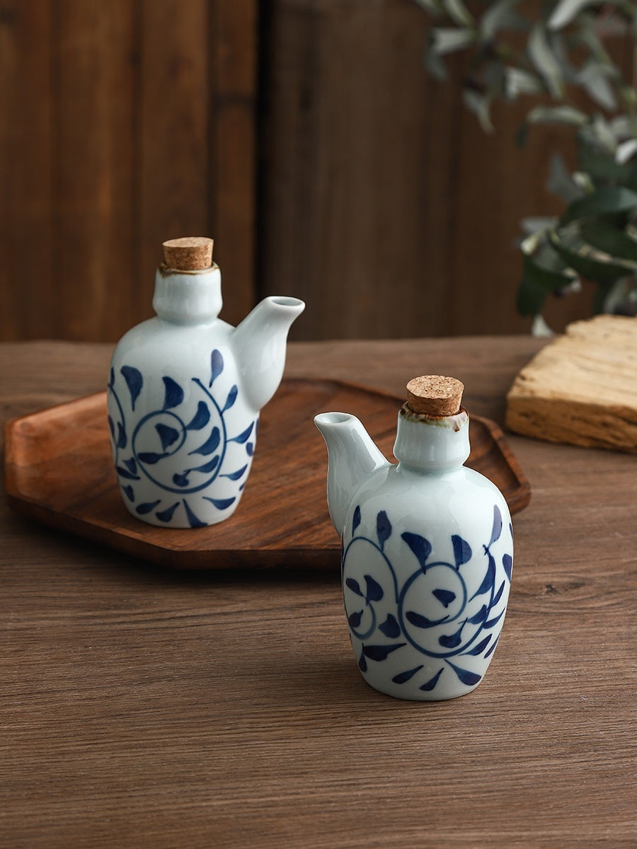 Commercial Small Capacity Old-fashioned Ceramic 200mL Soy Sauce Bottle