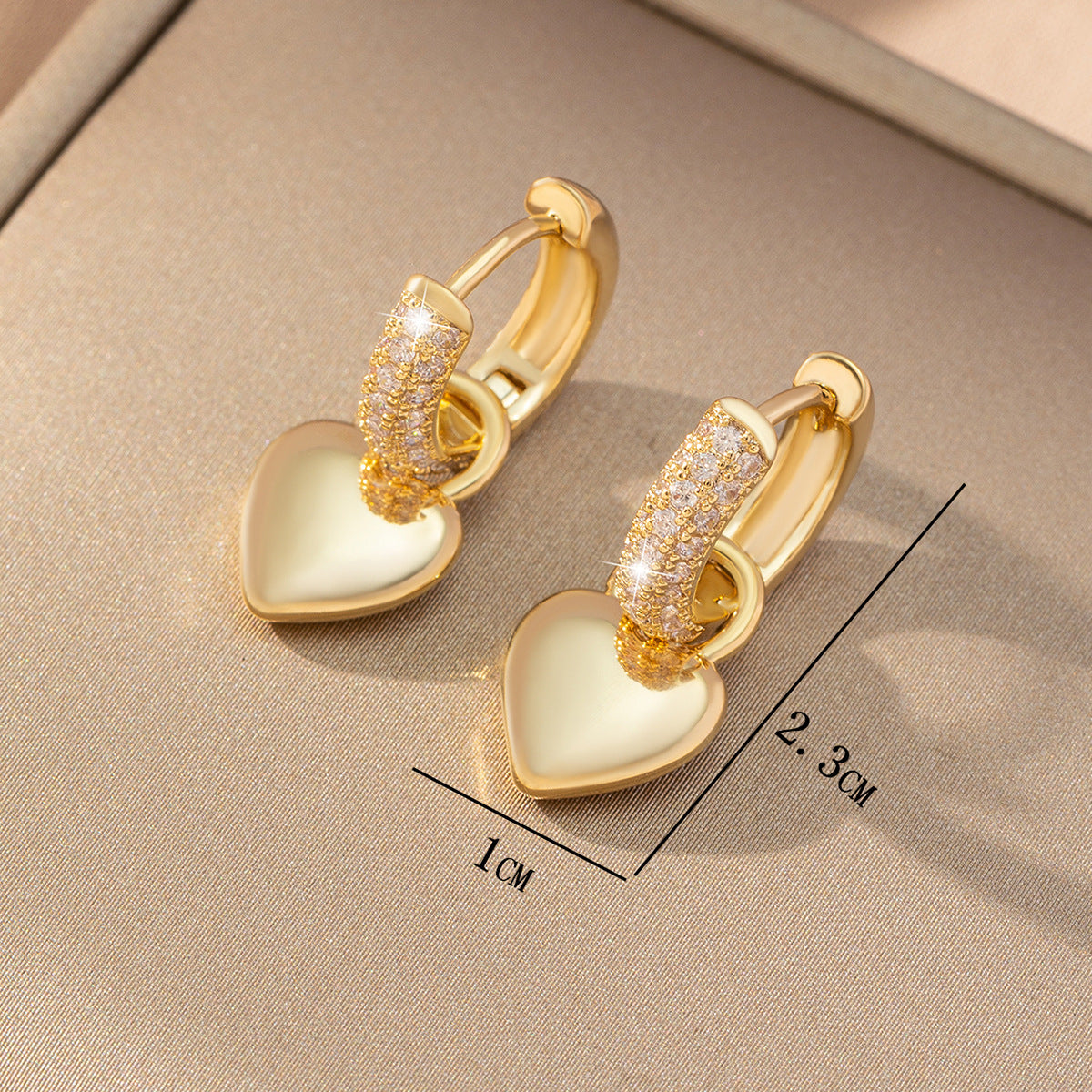 Heart-shaped Zircon Design Simple Earrings