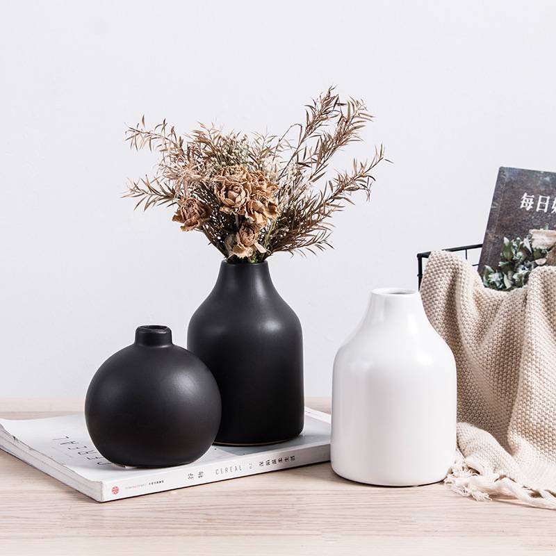 Decorative ornaments for home porch flower arrangement