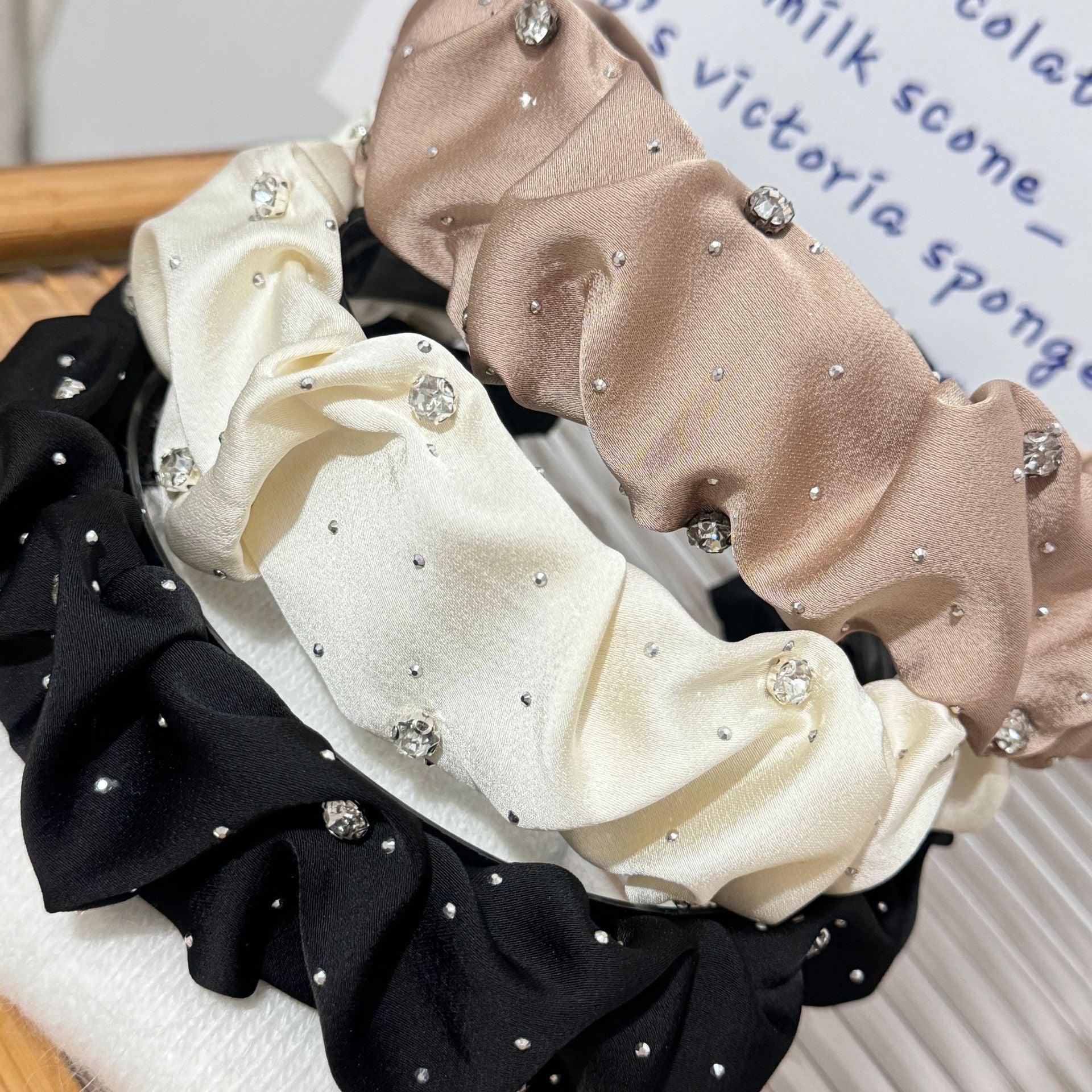 Headband High Skull Top Retro Black Full Diamond Broken Hair