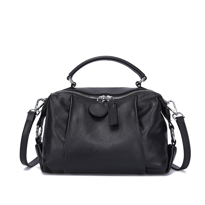 First Layer Leather One-shoulder Retro Commuter Messenger Bag