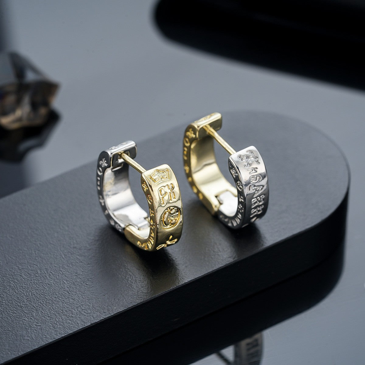 Trendy Men's Ear Studs & Ear Cuffs, High-End Unisex Earrings