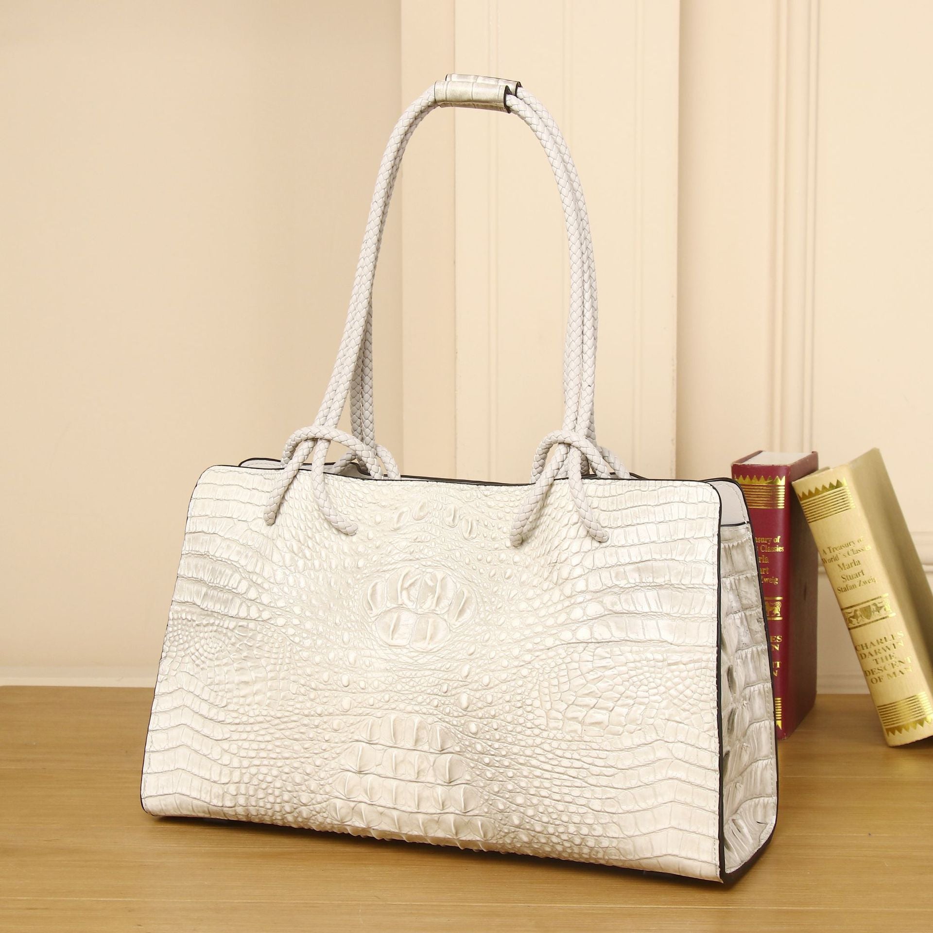 Fashion Personalized Women's Portable Large Capacity Bag