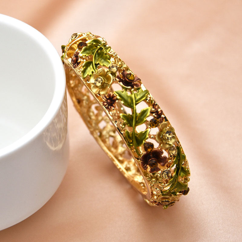 Retro Rose Diamond Studded Hollow Alloy Cloisonne Antique Painted Bracelet For Women