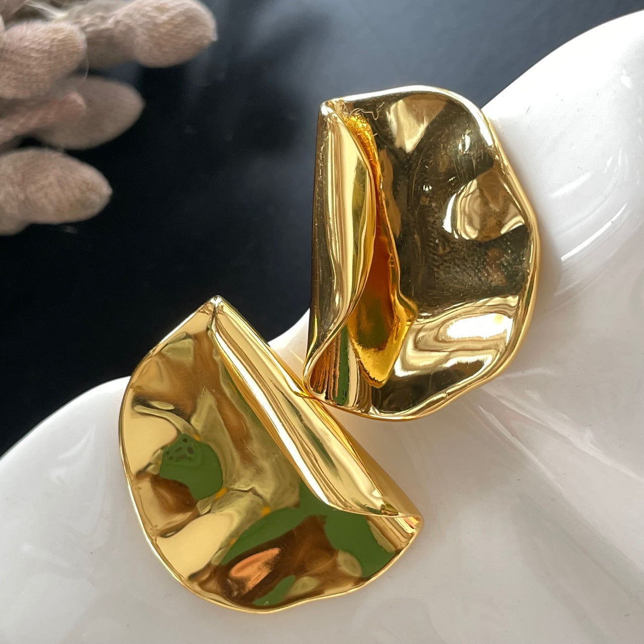 Brass Pleated Earrings European And American Big Ear Stud Women
