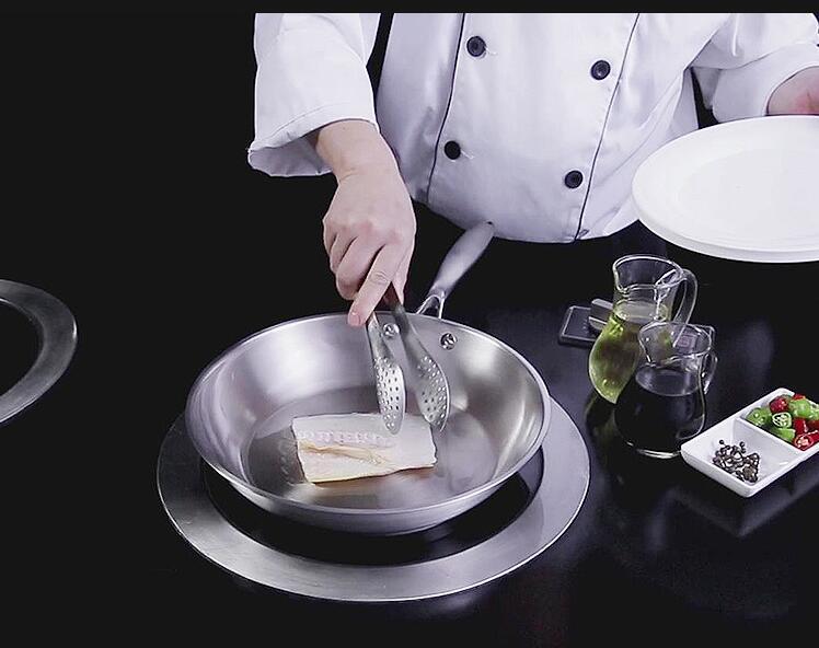 Steel frying pan