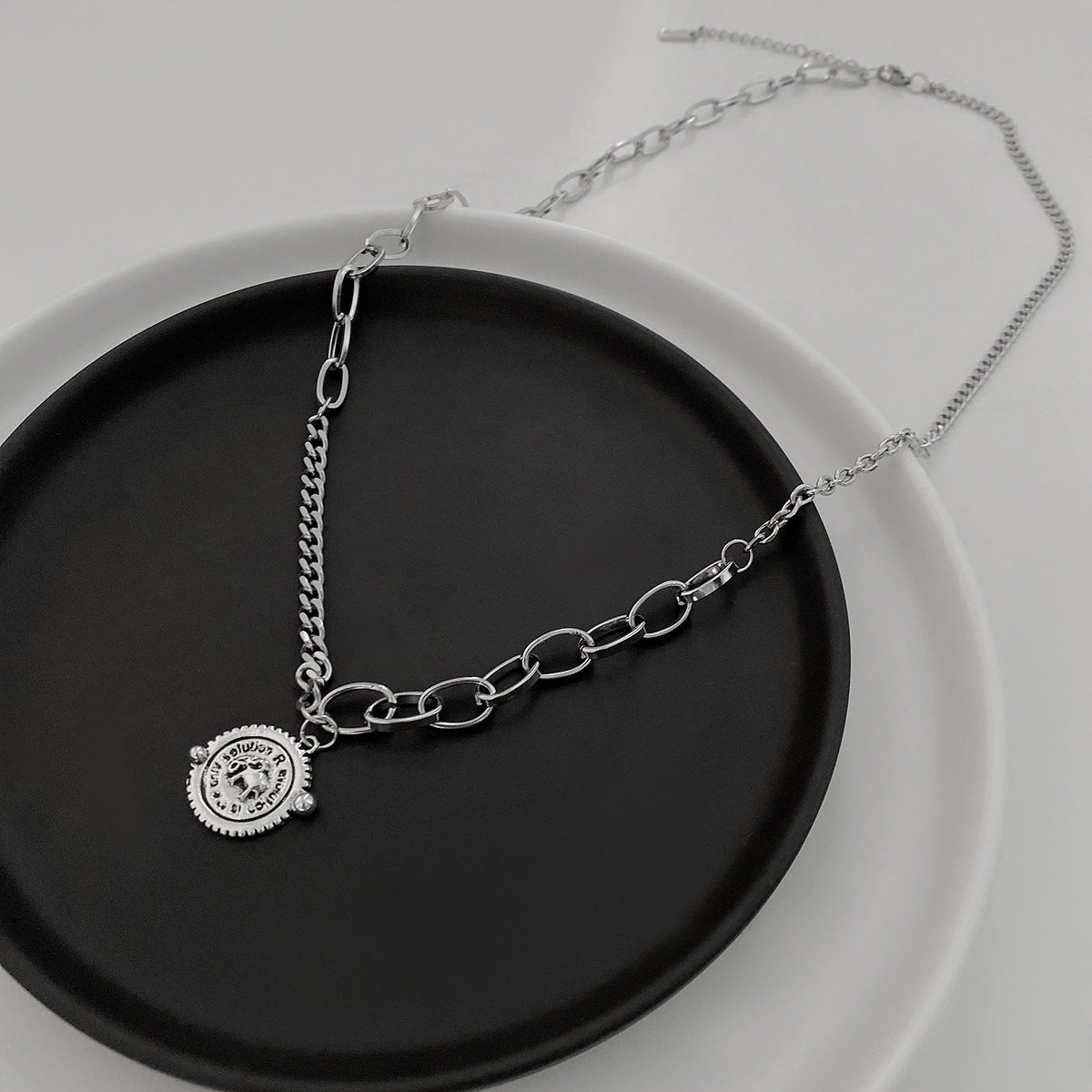 Hip-hop Personality Simple Cold Style Clavicle Chain