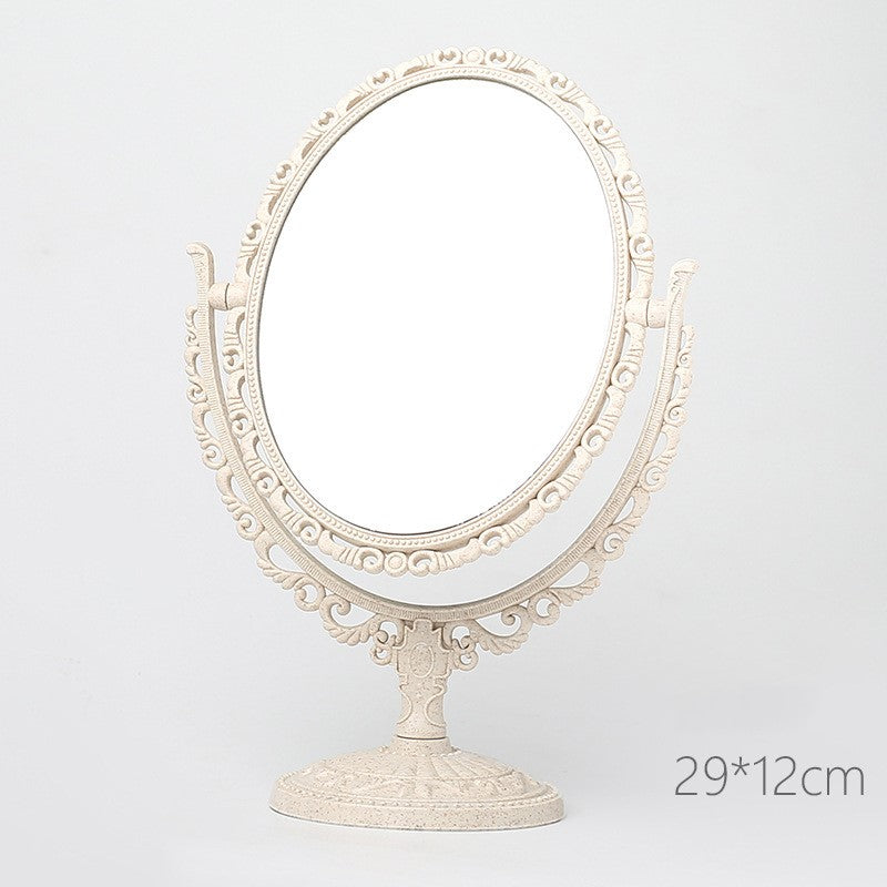 Double-sided makeup mirror