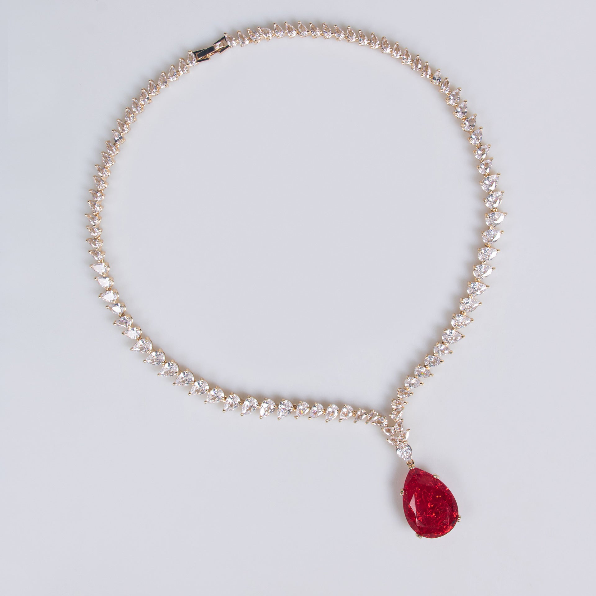 European And American Heart-shaped Zircon Necklace Tassel Earrings Suit