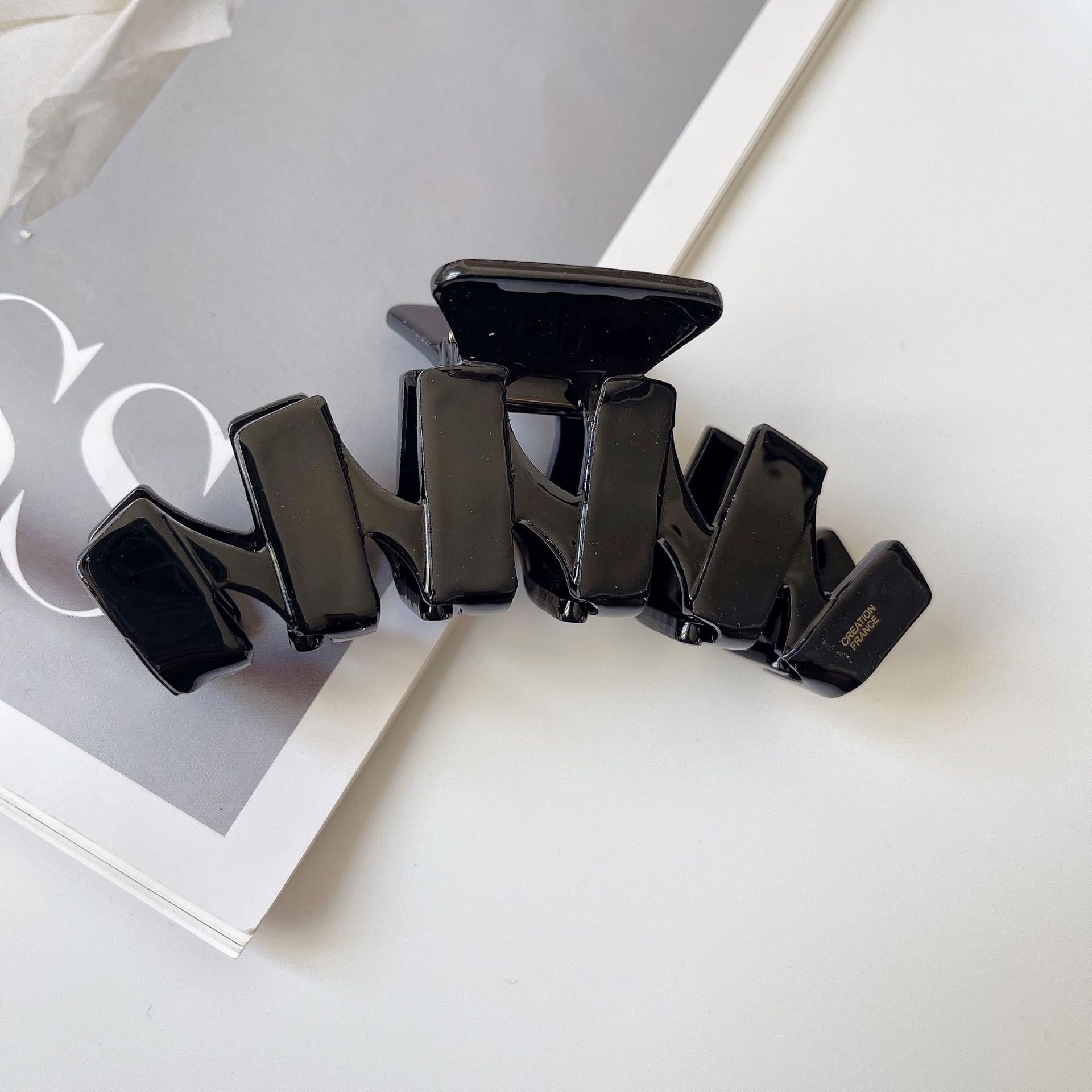 Elegant Acetate Large Back Head Updo Shark Clip