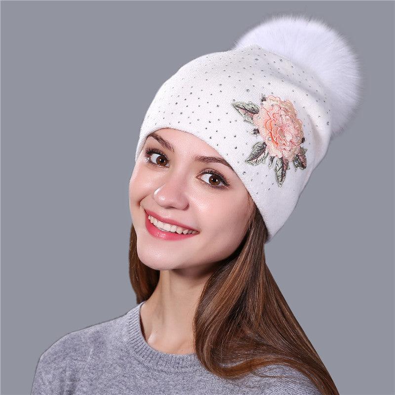 15cm Big Fox Fur Ball Flower Embroidery Knitted Hat