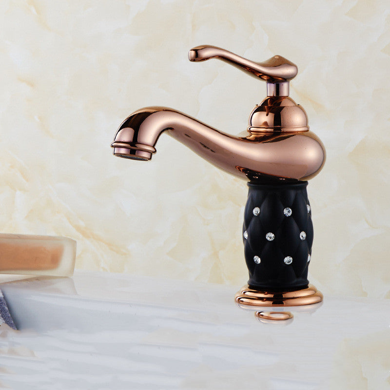Rotating hot and cold faucet
