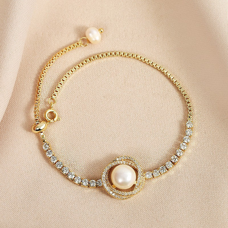 Fashion Pearls Strap Diamond Bracelet Elegant