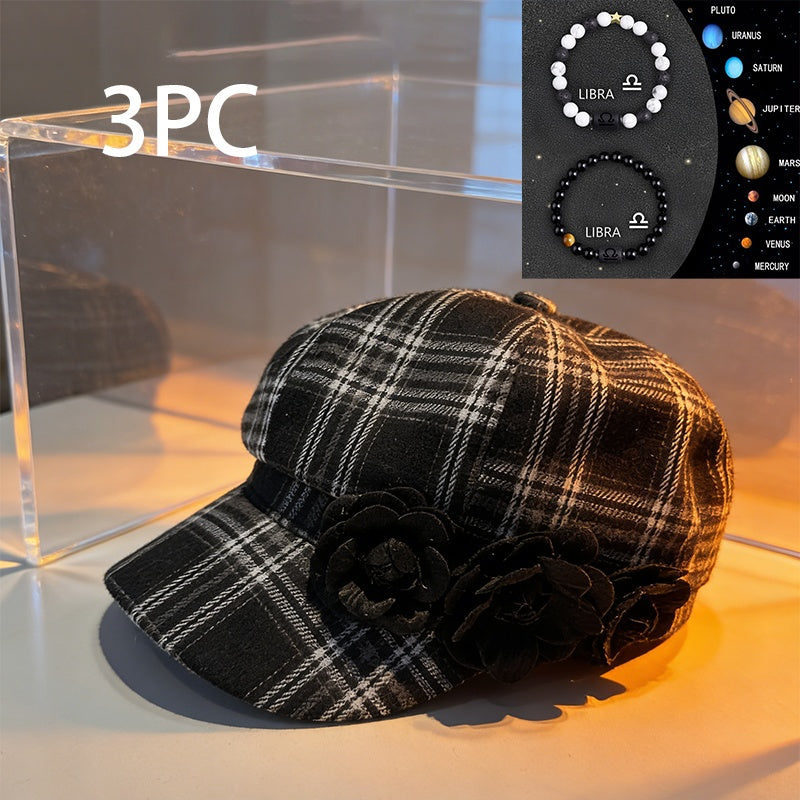 A British-style Casual Painter Hat That Is Versatile And Can Show Off Your Face