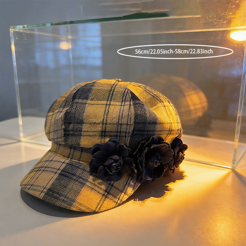 A British-style Casual Painter Hat That Is Versatile And Can Show Off Your Face