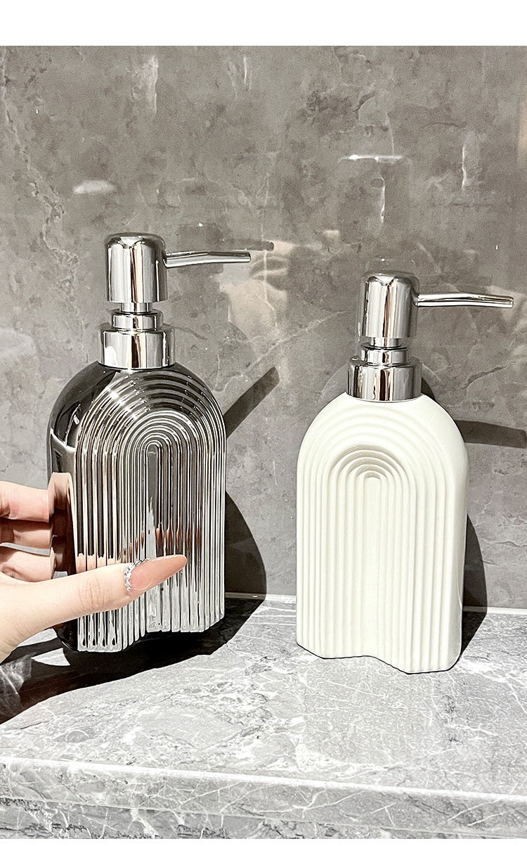 Bouteille de voyage en céramique de grande capacité pour shampoing et gel douche