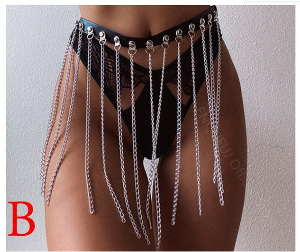 Chain tassel belt