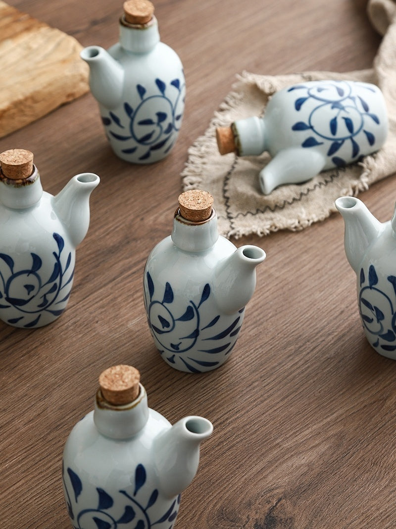 Commercial Small Capacity Old-fashioned Ceramic 200mL Soy Sauce Bottle