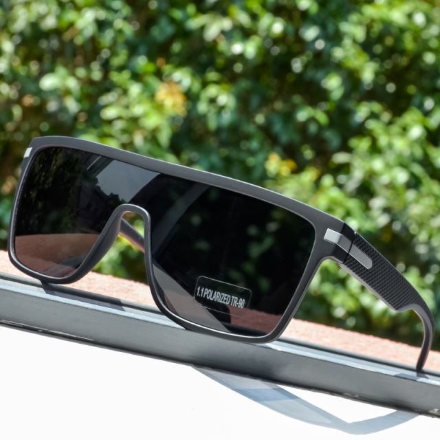 Men's Casual Fashion Simple Polarized Sunglasses