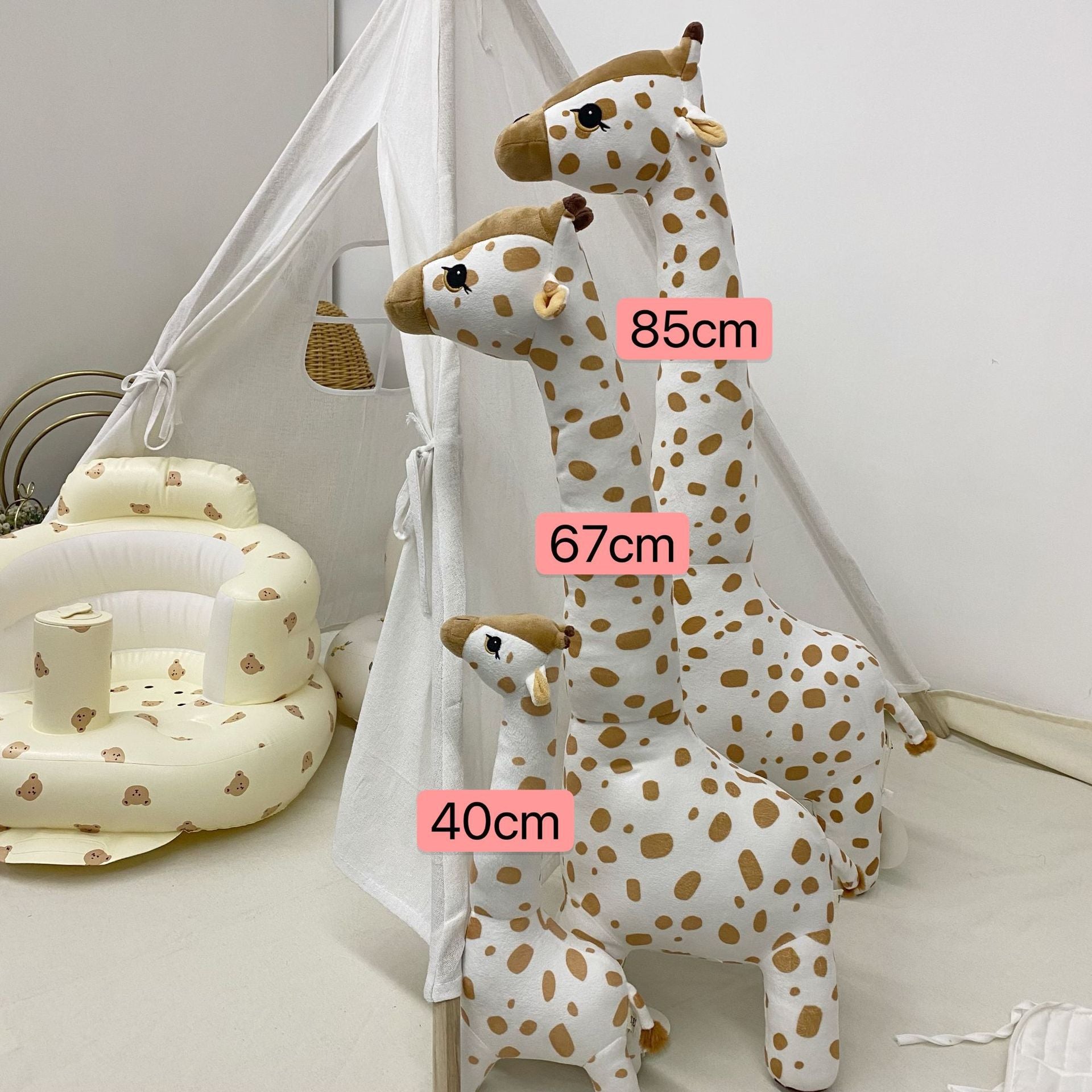 Creative Christmas Gift Of Cuddly Stuffed Animals