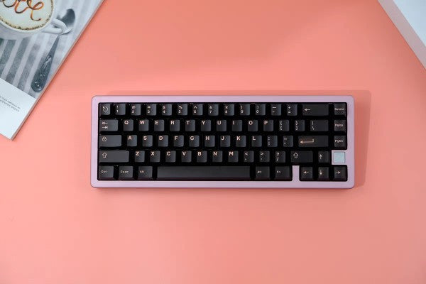 Clavier mécanique à touches noires et dorées