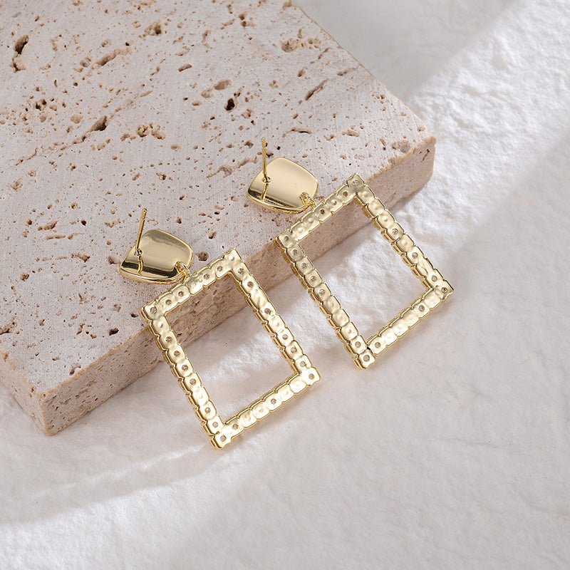Fashion Metal Irregular Pop Earrings