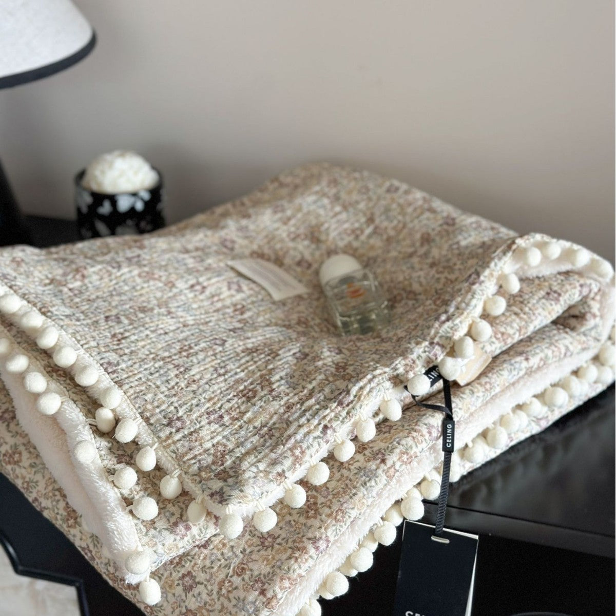 Fleece Blanket Light Luxury Ins Crepe Cotton Multi-functional Small Blanket Office Nap Blanket Shawl Cover Blanket