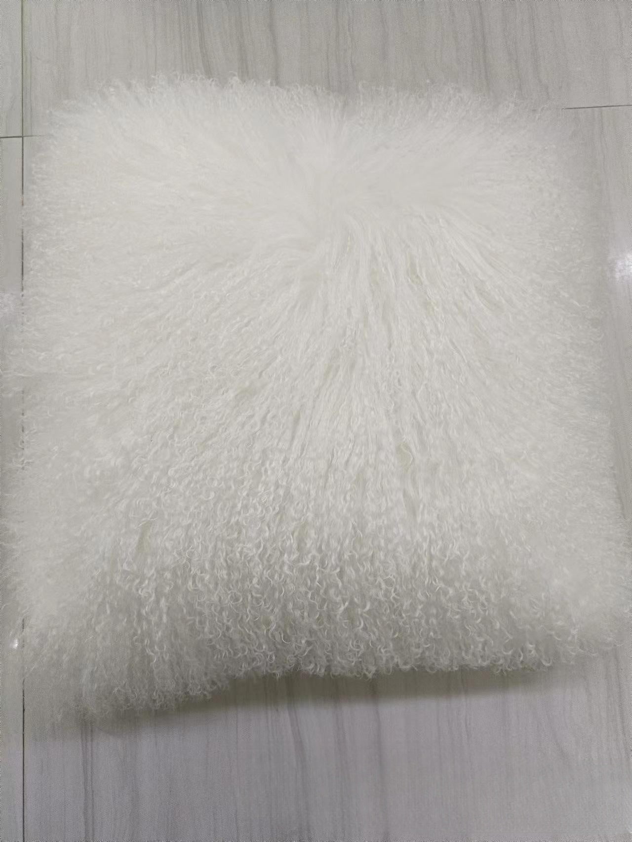 High-grade Fur Beach Wool Pillow