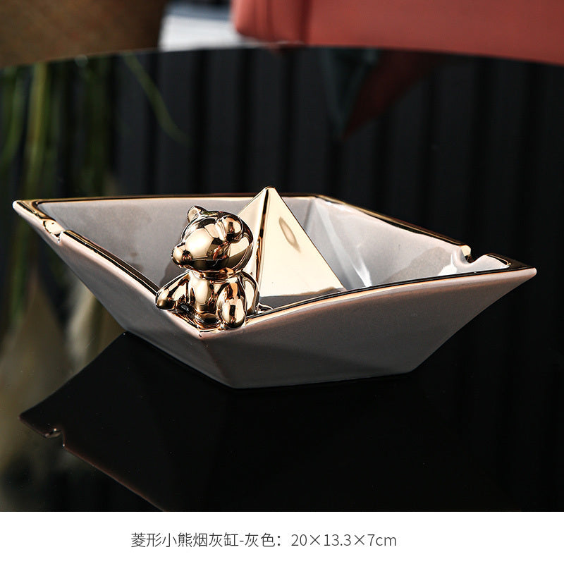 Ceramic Bear Ashtray, Light Luxury, Modern Creative Personality, KTV Hotel Office