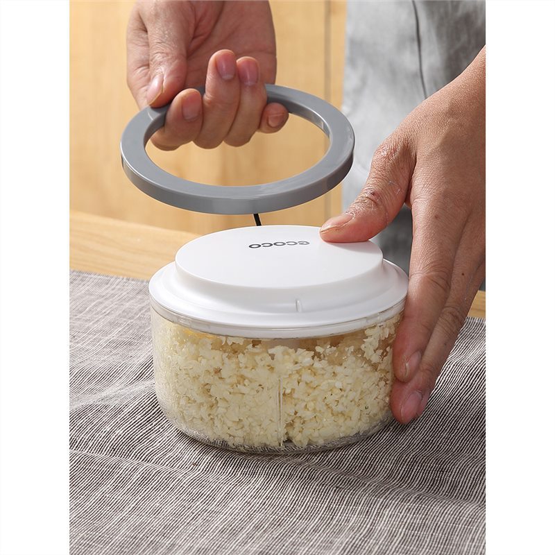 Manual Garlic Press Crushing Ginger And Garlic Cutting And Twisting