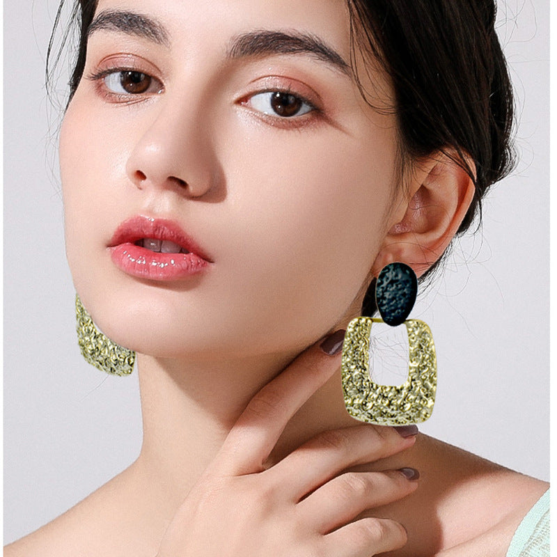Exaggerated Metal Earrings Female European And American Temperament