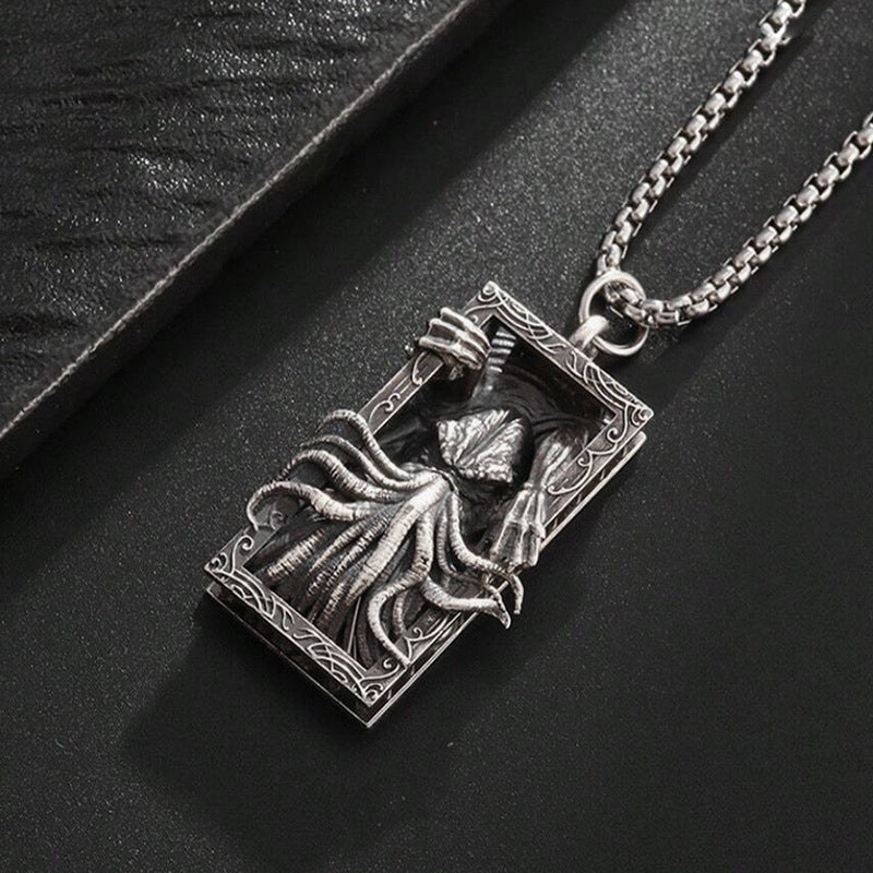 Men Fashion Brands All-match Clavicle Chain Light Cuban Pendant Necklace
