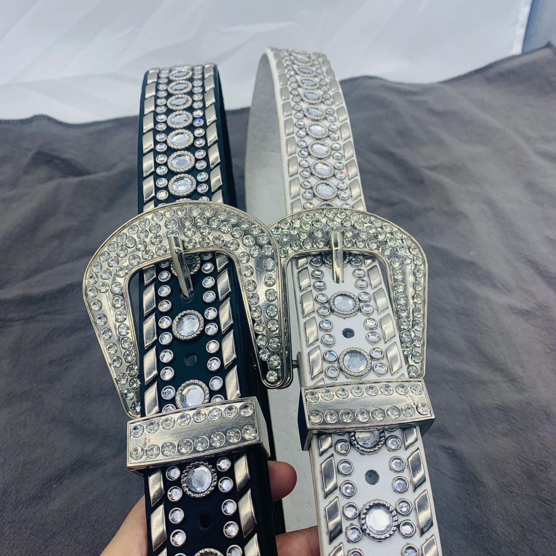 Women's Fashion Punk Rivet Rhinestone Belt
