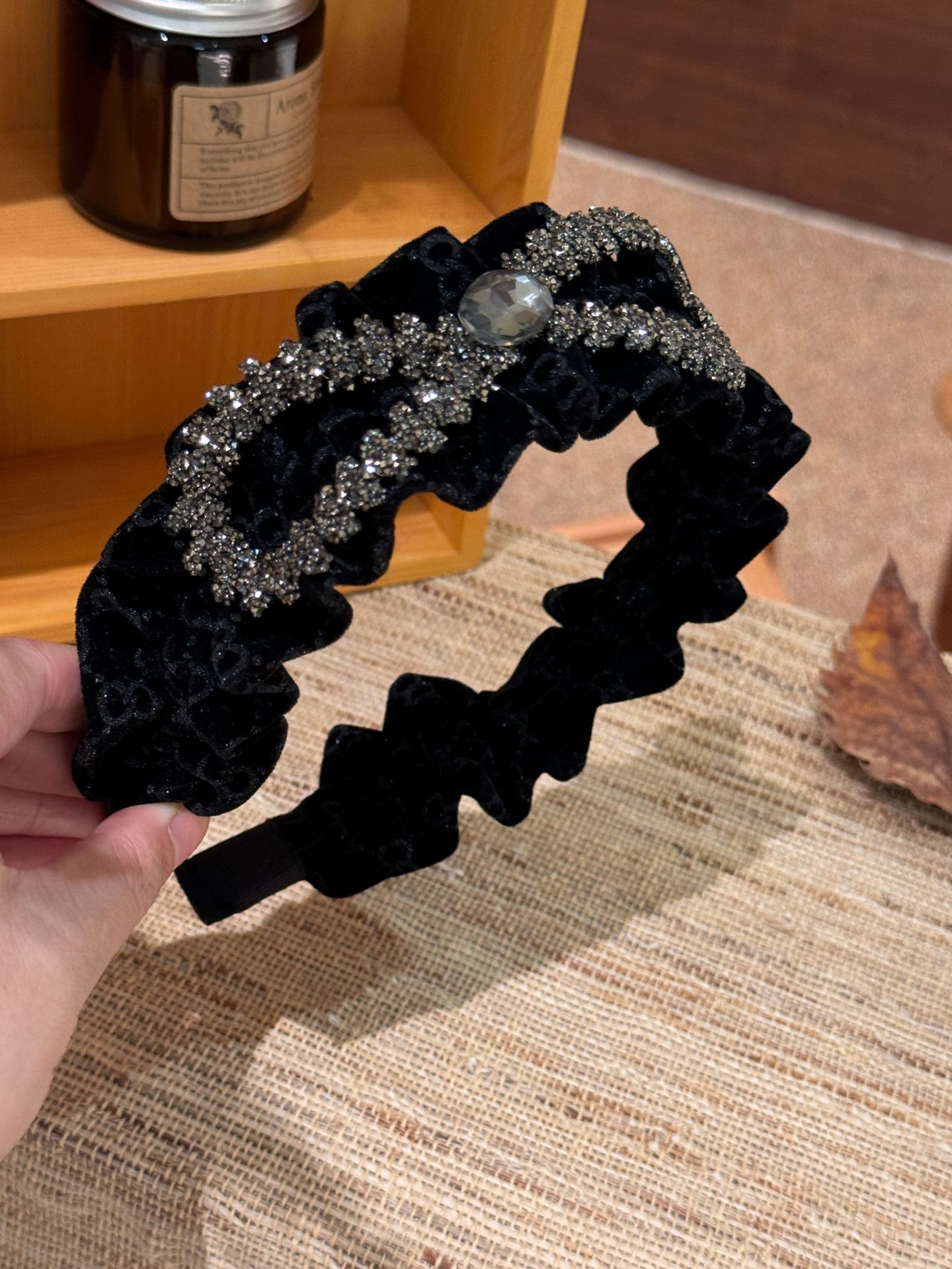 Headband High Skull Top Retro Black Full Diamond Broken Hair