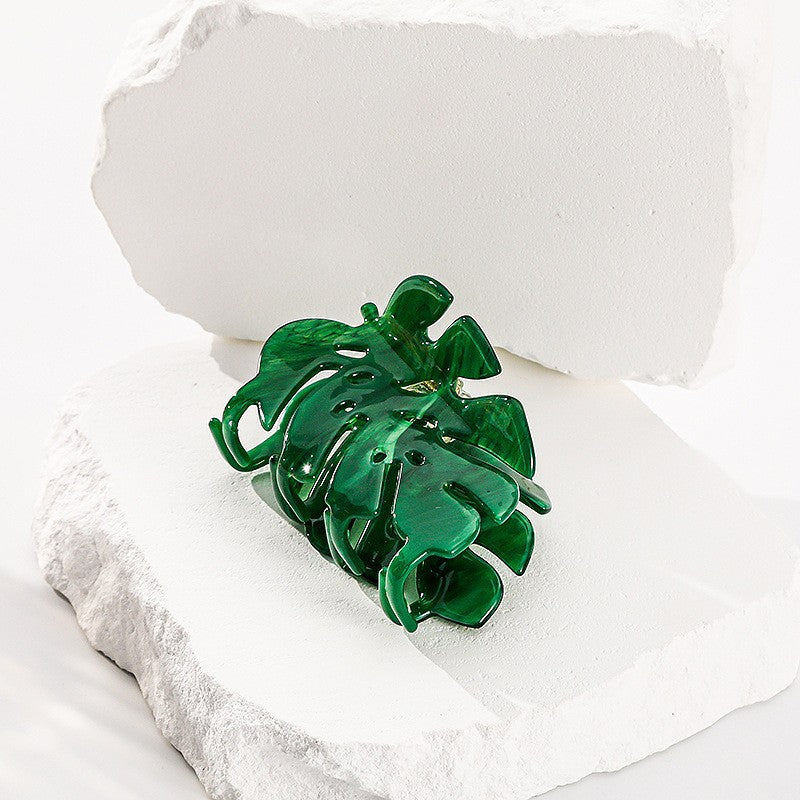 Elegant Leaf-shaped Hair Clip For The Back Of The Head