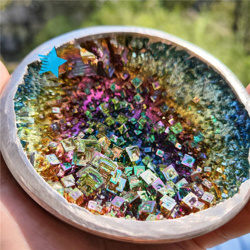 Natural Mineral Belt Edge Bismuth Ore Stone Bowl Crystal Belt Base