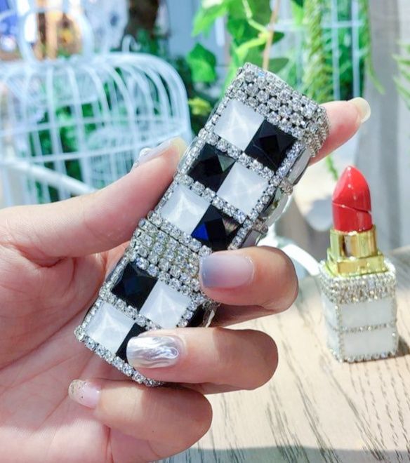 Fashion Rhinestone Creative Inflatable Lighter